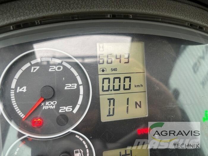 CLAAS ARION 640 CIS Traktory