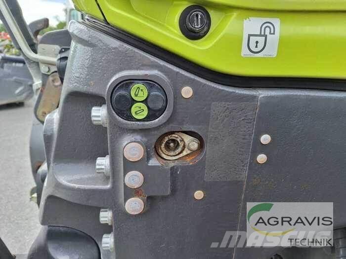 CLAAS AXION 800 CIS+ Traktory