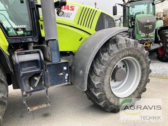 CLAAS AXION 840 CMATIC Traktory