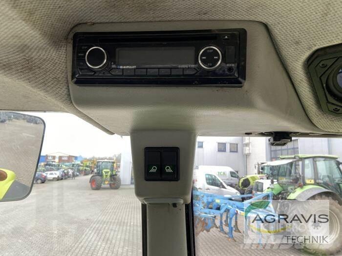 CLAAS AXOS 340 CL Traktory