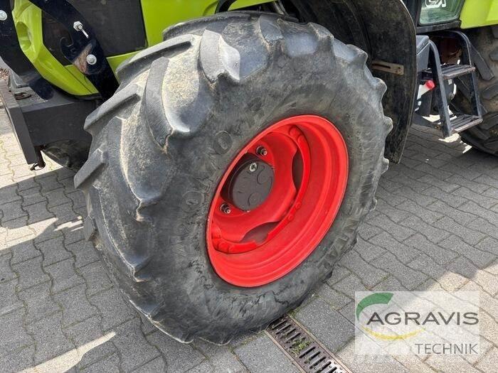 CLAAS AXOS 340 CX Traktory