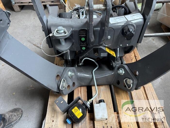 CLAAS FRONTKRAFTHEBER Další příslušenství k traktorům
