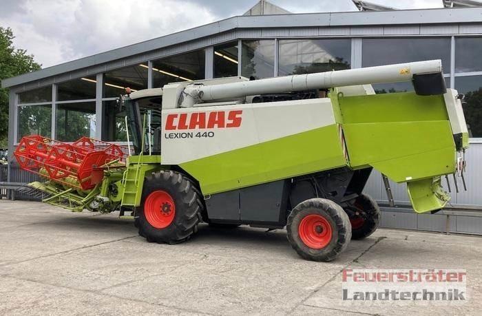 CLAAS LEXION 440 AC Sklízecí mlátičky