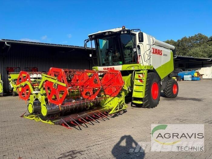 CLAAS LEXION 530 Sklízecí mlátičky