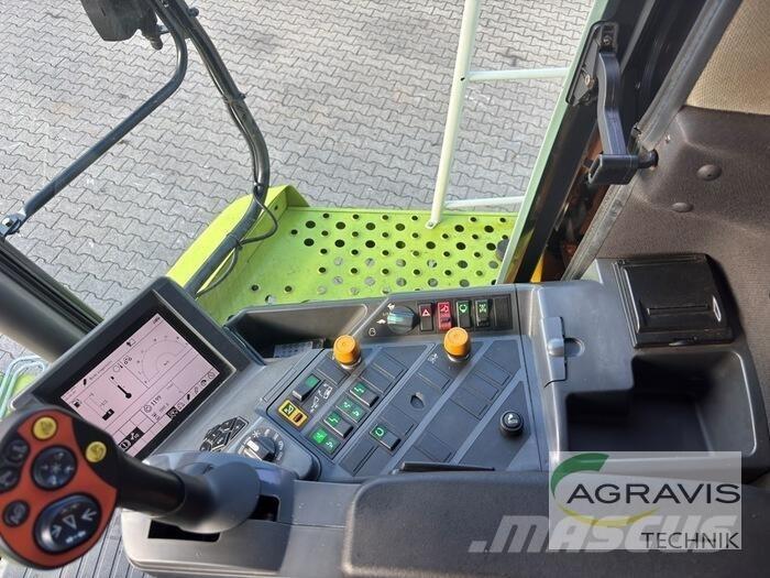 CLAAS LEXION 530 Sklízecí mlátičky