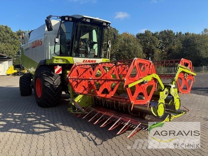 CLAAS LEXION 530 Sklízecí mlátičky