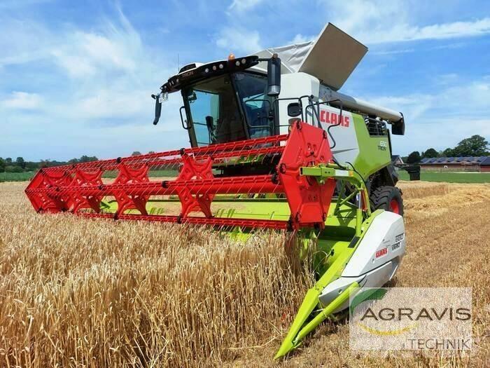 CLAAS TRION 650 Sklízecí mlátičky