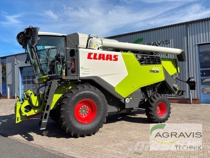 CLAAS TRION 650 Sklízecí mlátičky
