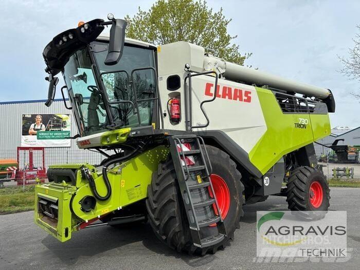 CLAAS TRION 730 Sklízecí mlátičky