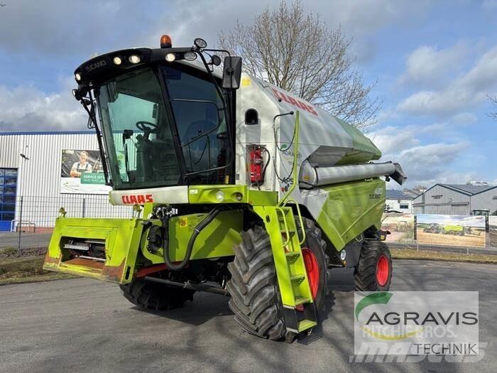 CLAAS TUCANO 420 Sklízecí mlátičky