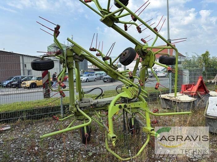 CLAAS VOLTO 770 Obraceče a shrabovače sena