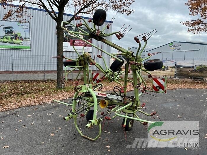 CLAAS VOLTO 770 Obraceče a shrabovače sena