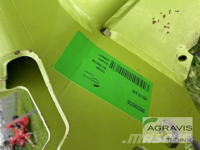 CLAAS VOLTO 870 Obraceče a shrabovače sena