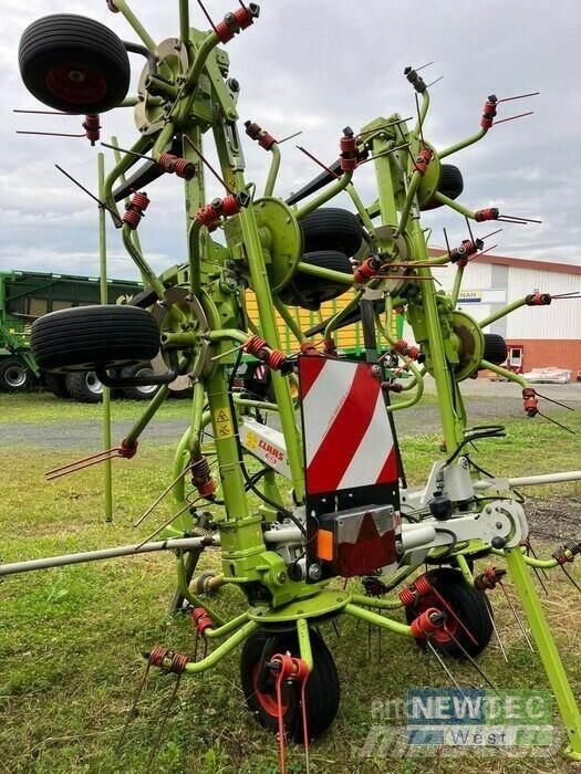 CLAAS VOLTO 900 Obraceče a shrabovače sena