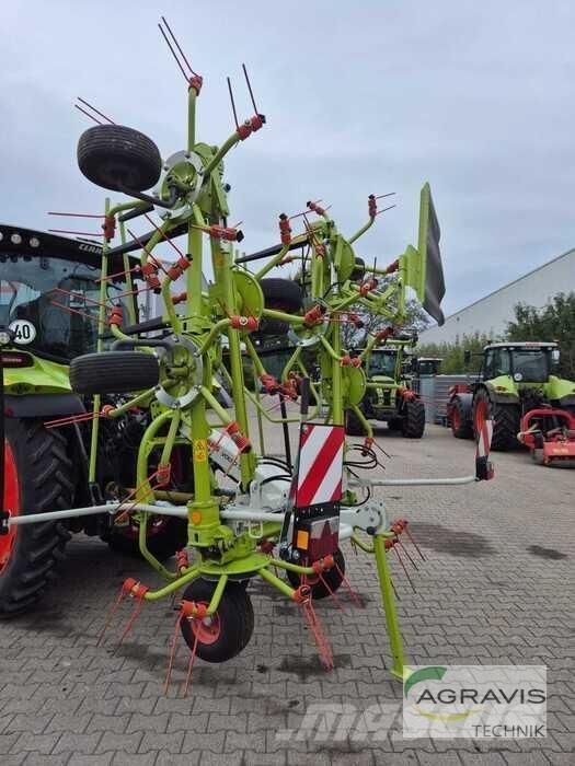 CLAAS VOLTO 900 Obraceče a shrabovače sena