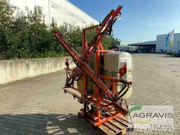 Douven 600 L Tažené postřikovače