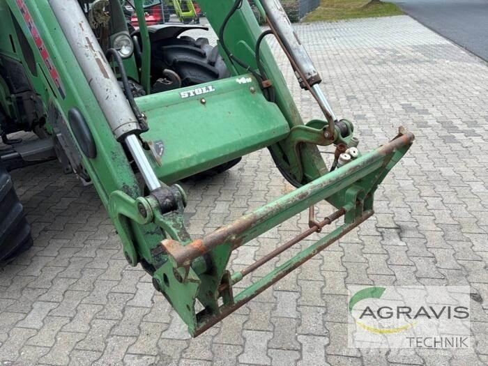 Fendt 412 VARIO Traktory