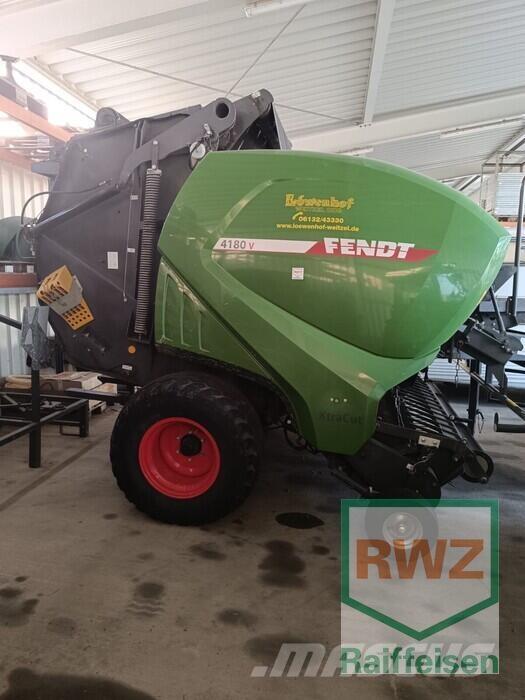 Fendt 4180 V Lis na válcové balíky