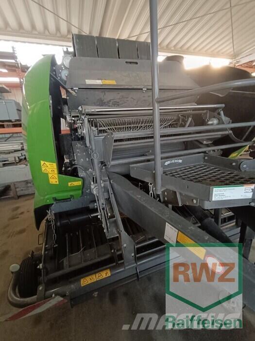 Fendt 4180 V Lis na válcové balíky