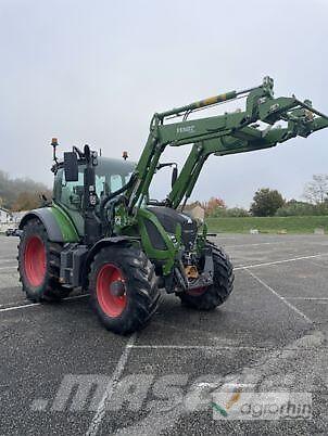 Fendt 516 PROFI PLUS Traktory