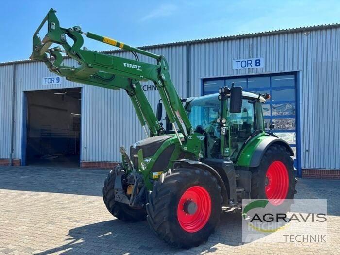 Fendt 516 VARIO S4 Traktory