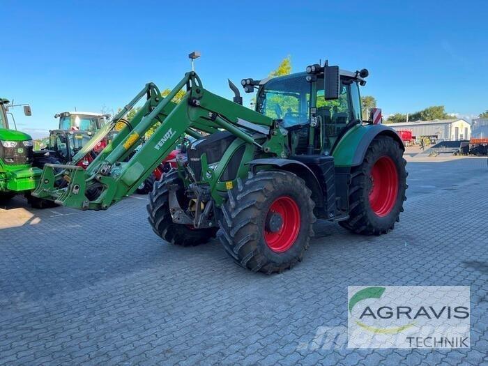 Fendt 718 VARIO S4 Traktory