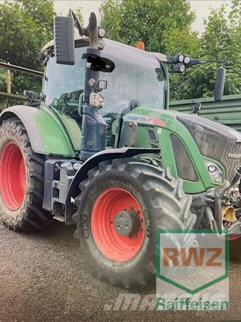 Fendt 718 Vario SCR Traktory