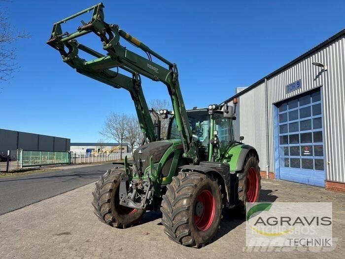 Fendt 722 VARIO S4 Traktory