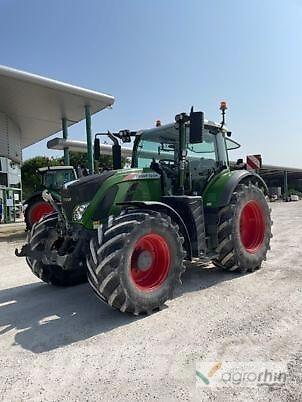 Fendt 724 profi + Traktory