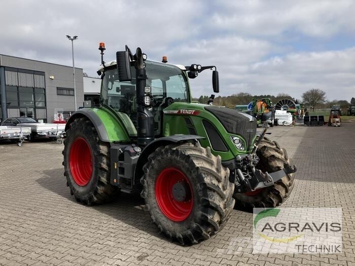 Fendt 724 VARIO GEN-6 Traktory