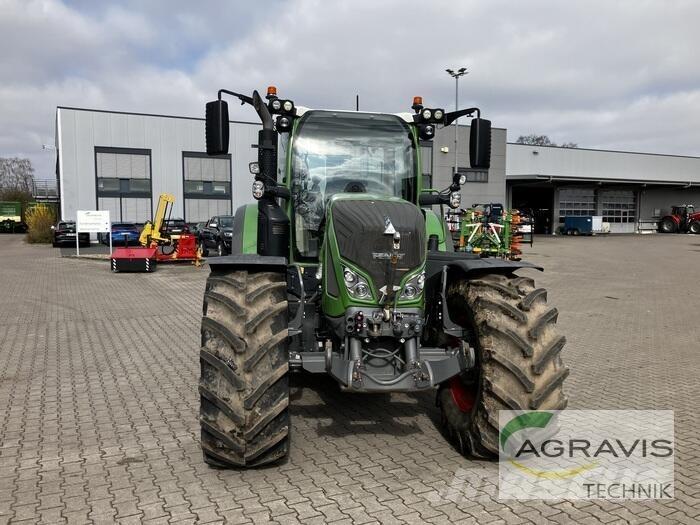 Fendt 724 VARIO GEN-6 Traktory
