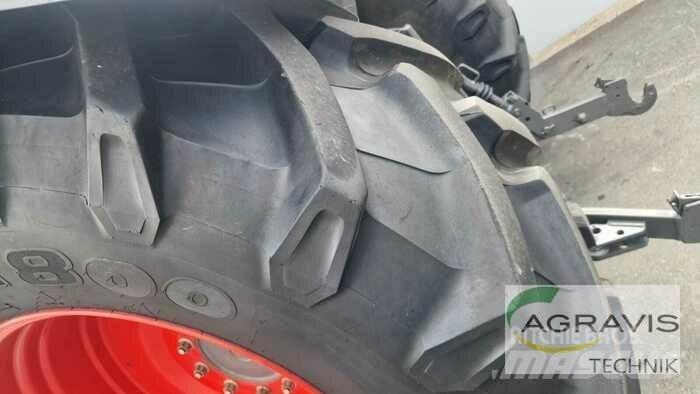 Fendt 724 VARIO S4 Traktory