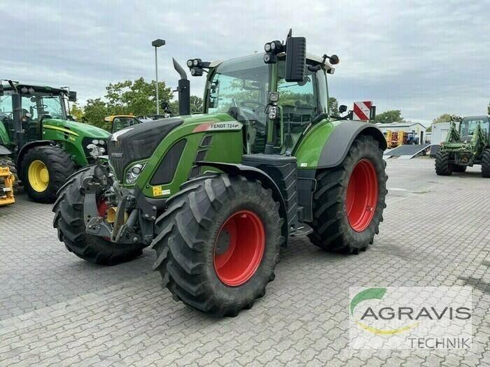 Fendt 724 VARIO S4 Traktory