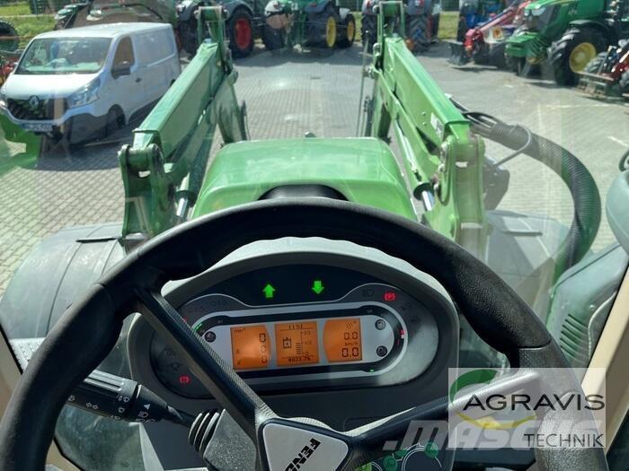 Fendt 724 VARIO S4 Traktory