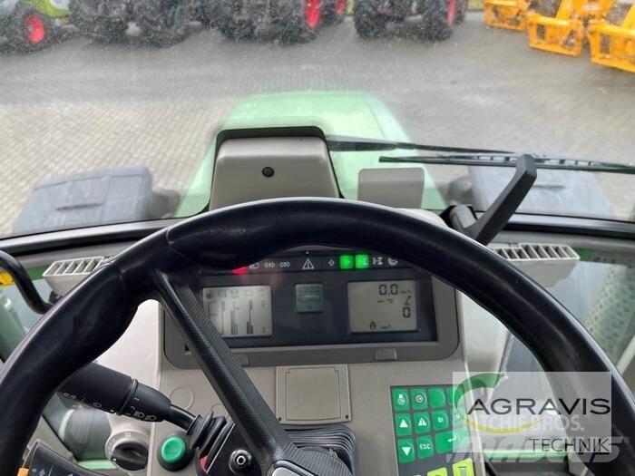 Fendt 820 VARIO Dummy Traktory