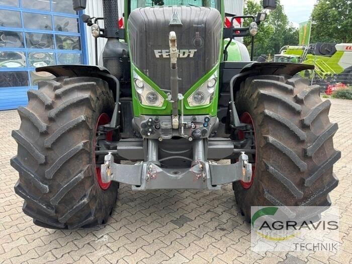 Fendt 826 VARIO S4 Traktory