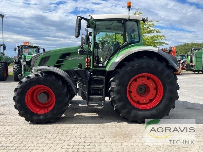 Fendt 826 VARIO SCR Traktory