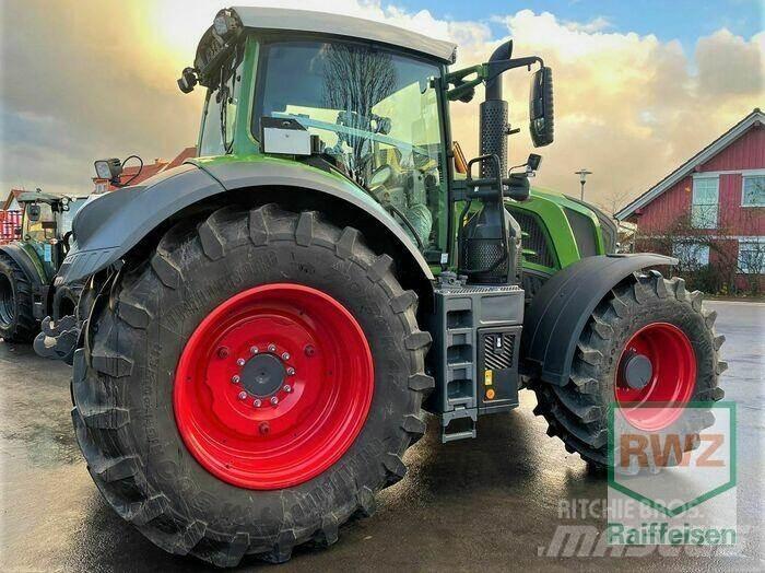 Fendt 828 Vario Traktory