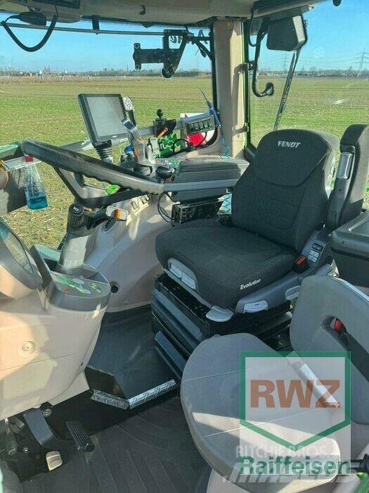 Fendt 828 Vario S4 Traktory