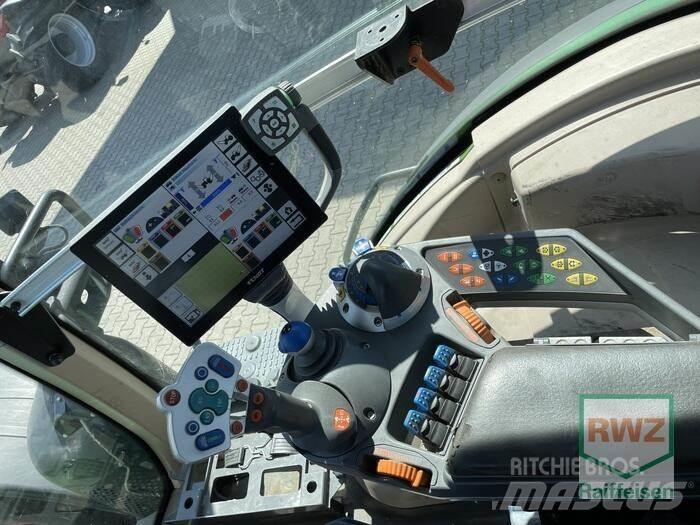 Fendt 828 Vario S4 Traktory