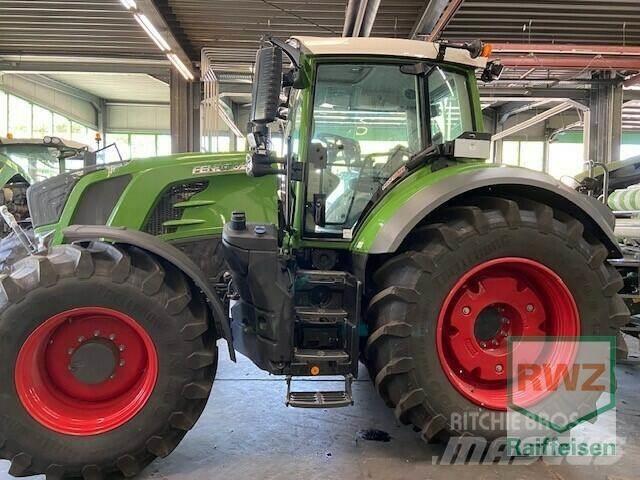 Fendt 828 Vario S4 Traktory