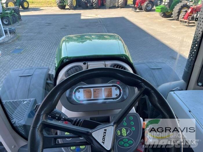 Fendt 828 VARIO S4 Traktory