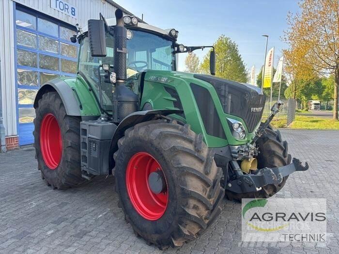 Fendt 828 VARIO S4 Traktory