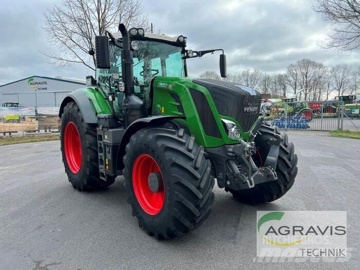 Fendt 828 VARIO S4 Traktory