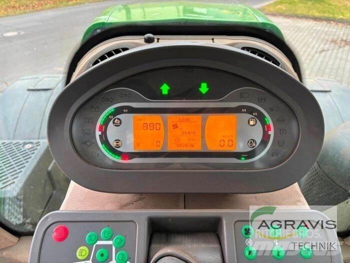 Fendt 828 VARIO S4 Traktory