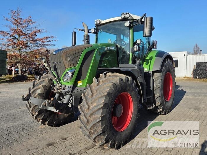 Fendt 828 VARIO S4 Traktory