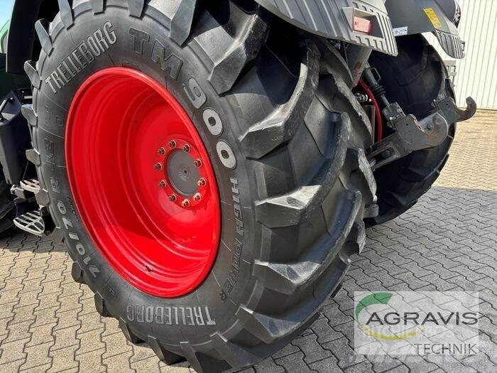 Fendt 828 VARIO S4 Traktory