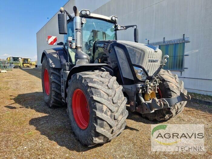 Fendt 828 VARIO S4 Traktory