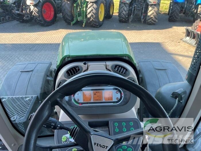 Fendt 828 VARIO S4 Traktory
