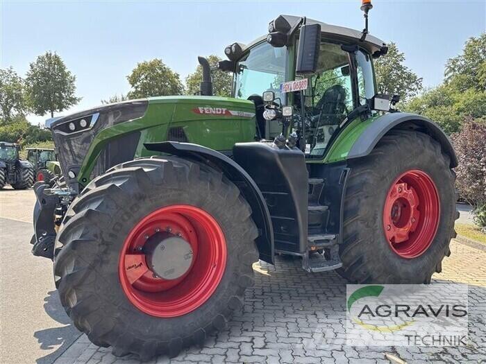 Fendt 933 VARIO GEN-7 Traktory